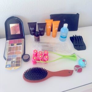 Bundle (15) Boa Brush, Face Massager, twizer set L’Oréal , make up palette, New